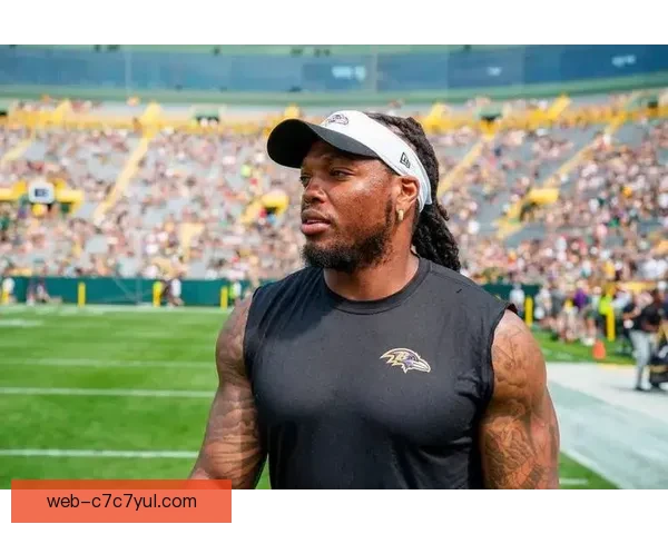 亨利自述多次遭种歧视孤立时刻